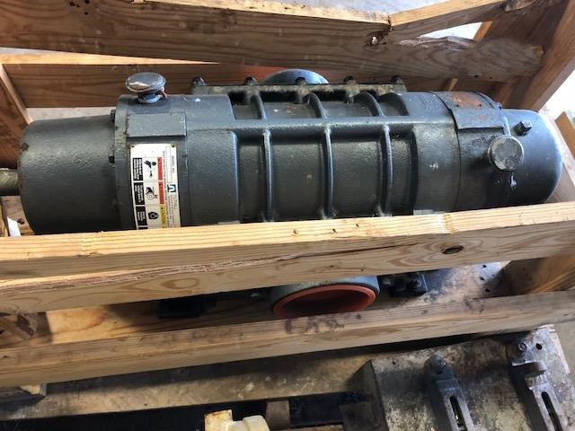 SOPLADOR DE DESPLAZAMIENTO